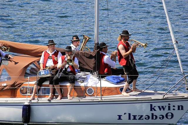 后投射出的 后投射出的